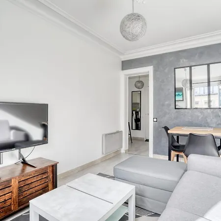 Grand Appart Spacieux Renove Paris Metro Wifi Exterior photo